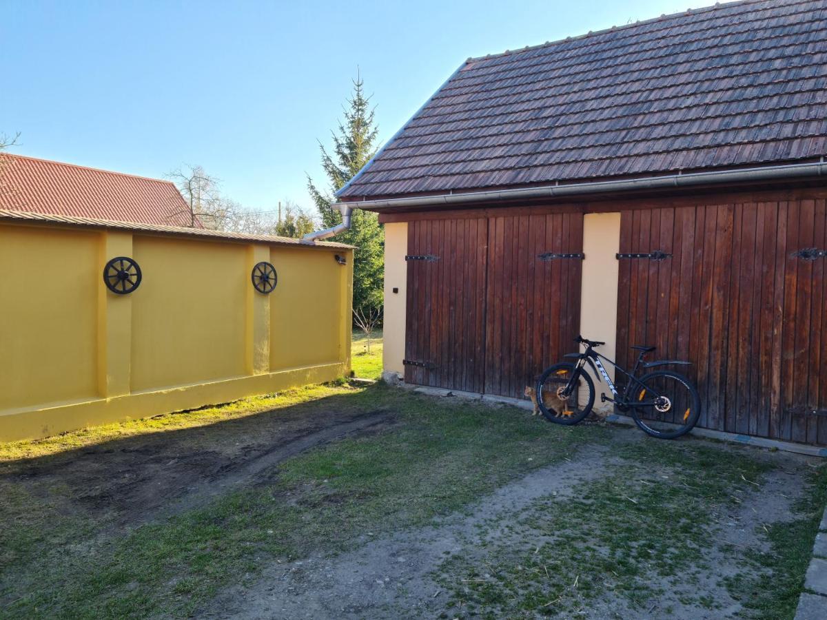 Penzion Larix Blatnica Exteriör bild